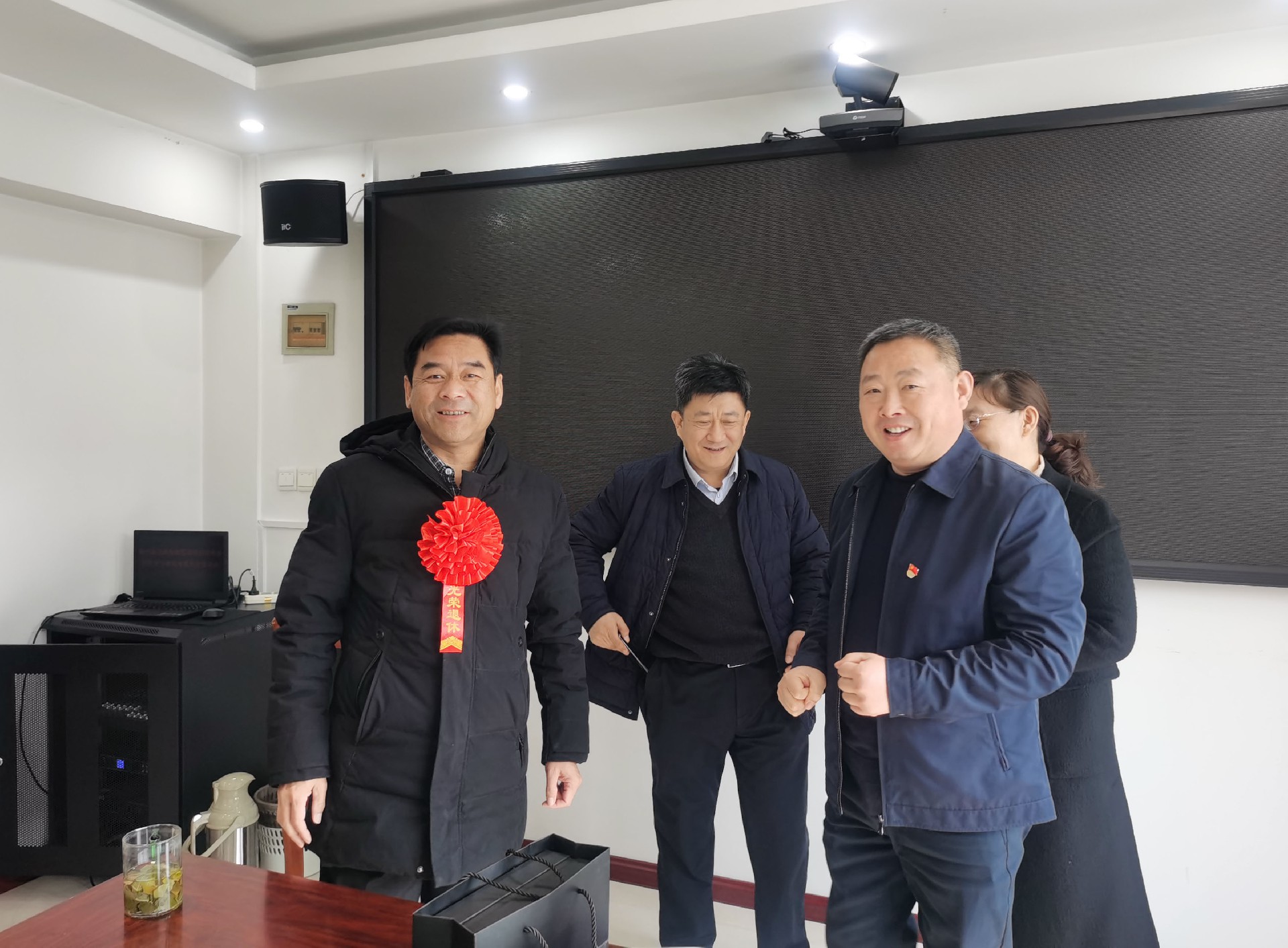 1643092586332710.jpg 1.jpg